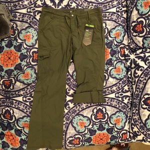 NWT REI Aldervale Roll-Up Pants